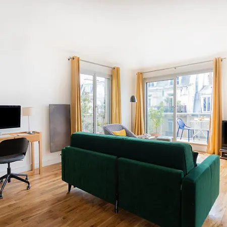 Superbe Au Coeur De *